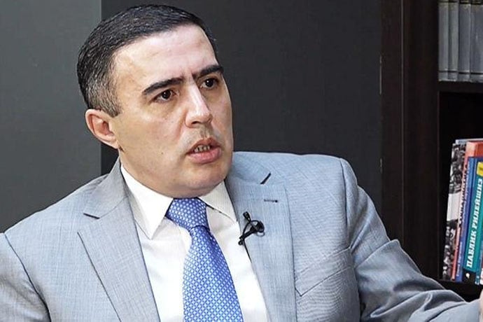 Ես կարծում եմ, որ Ալեն Սիմոնյանը ադրբեջանական եֆրեյտոր-շպիոնի և թուրքական գործակալի կարգավիճակ ունի. Բագրատ Միկոյան Ես կարծում եմ, որ Ալեն Սիմոնյանը ադրբեջանական եֆրեյտոր-շպիոնի և թուրքական գործակալի կարգավիճակ ունի. Բագրատ Միկոյան
