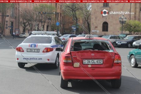 Ավտովթար Երևանում. բախվել են թիվ 67 երթուղին սպասարկող ավտոբուսը և Opel-ը. ԼՈՒՍԱՆԿԱՐՆԵՐ
