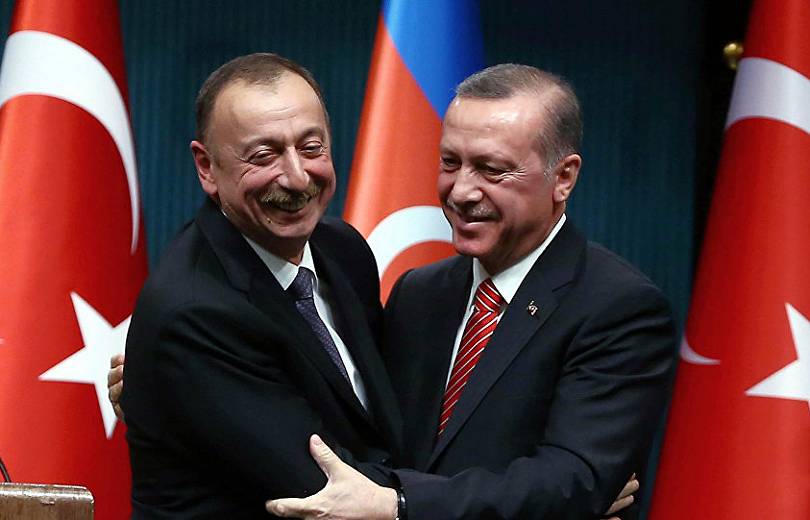 Ադրբեջանի և Թուրքիայի միջև համագործակցության երեք համաձայնագիր է ստորագրվել Բաքվի շքերթի առթիվ