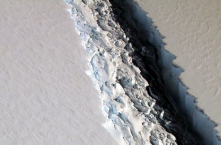 Սառցաբեկոր մի քաղաքի չափով. ինչ վտանգ է պարունակում ճեղքվածքն Անտարկտիդայի սառցադաշտում
